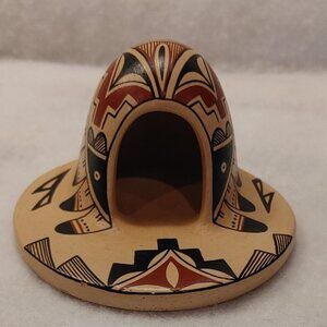 Vintage Native American Pottery Horno (oven) Hand Painted